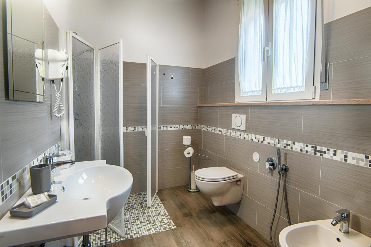 Hotel Raimondi Bellaria-Igea Marina Esterno foto