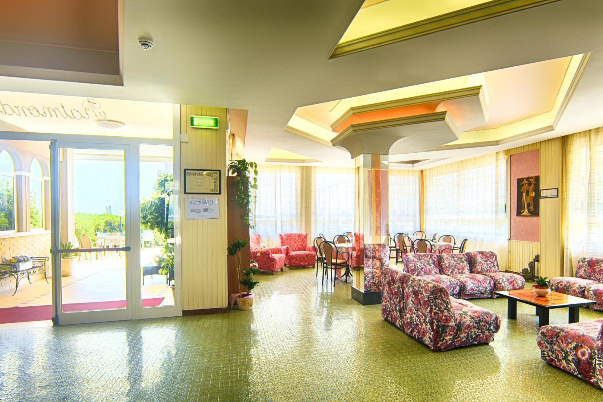 Hotel Raimondi Bellaria-Igea Marina Esterno foto